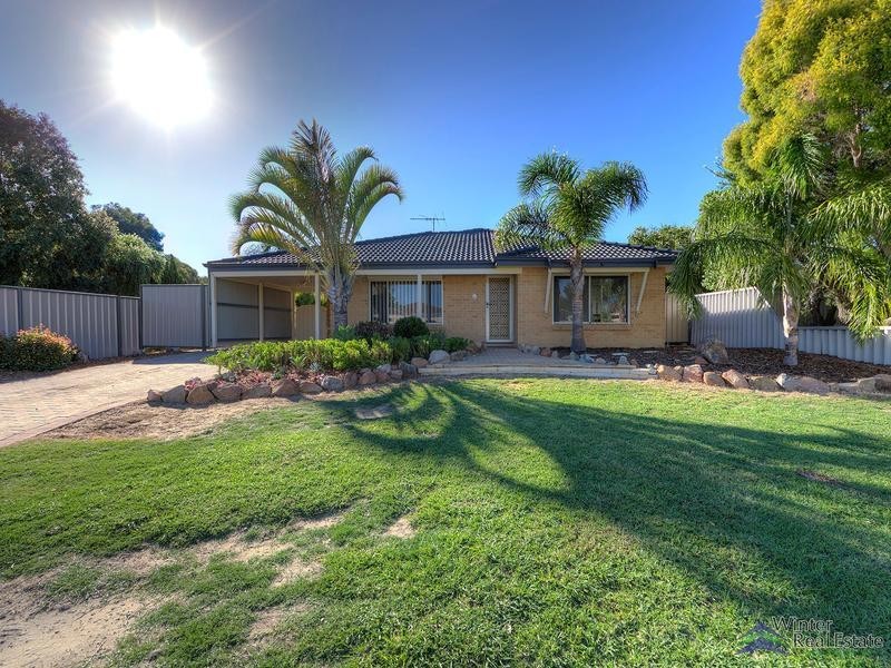 1 Lisbon Way, Seville Grove WA 6112