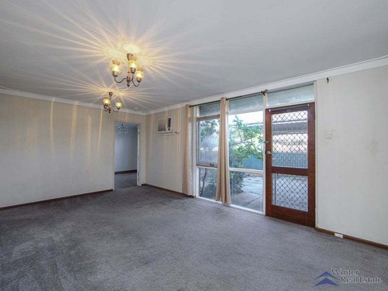 19 Cumberland Way, Bassendean WA 6054