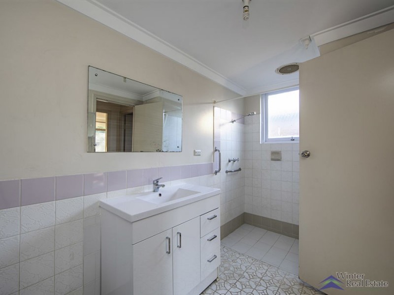 19 Cumberland Way, Bassendean WA 6054