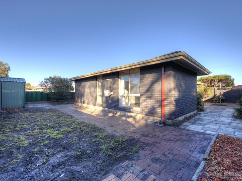 19 Cumberland Way, Bassendean WA 6054