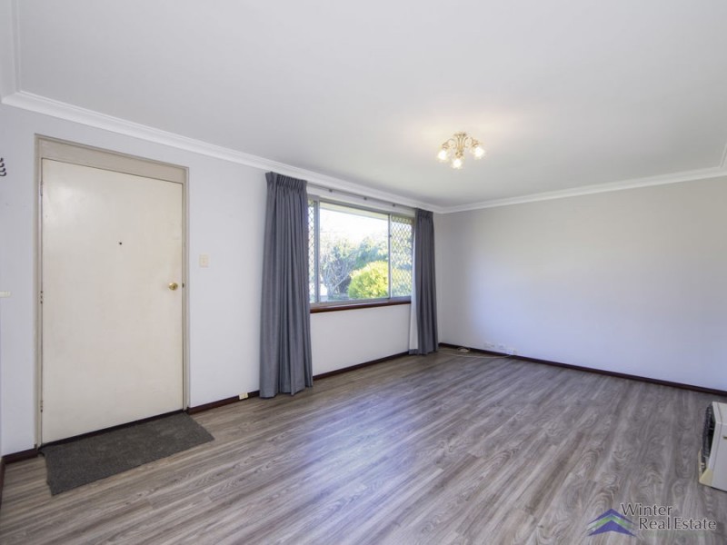 25 Anthony Street, Lesmurdie WA 6076