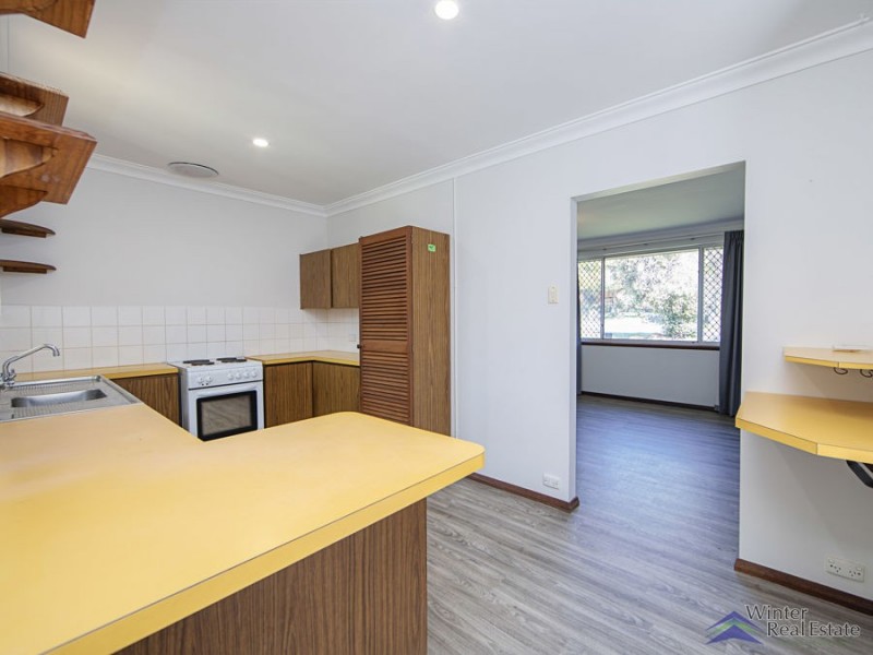 25 Anthony Street, Lesmurdie WA 6076