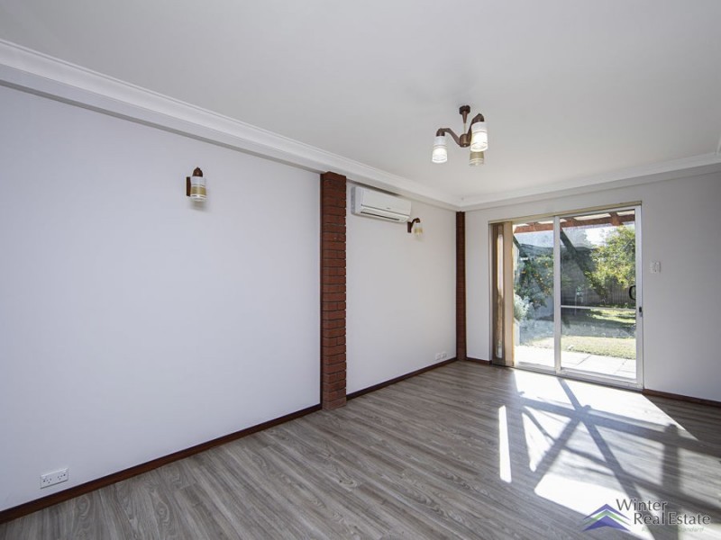 25 Anthony Street, Lesmurdie WA 6076