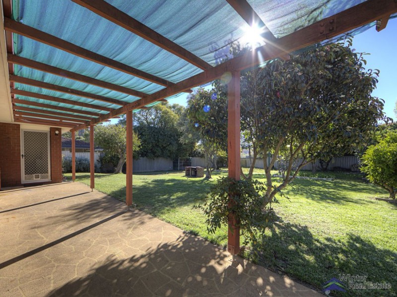 25 Anthony Street, Lesmurdie WA 6076