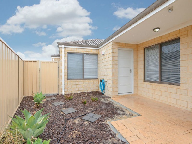 5 Sparkwell Lane, Butler WA 6036