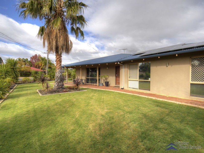 41 Lorikeet Loop, High Wycombe WA 6057