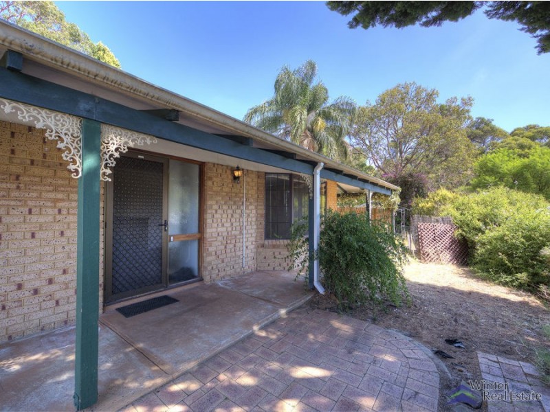 11 Bamlett Street, Mount Nasura WA 6112