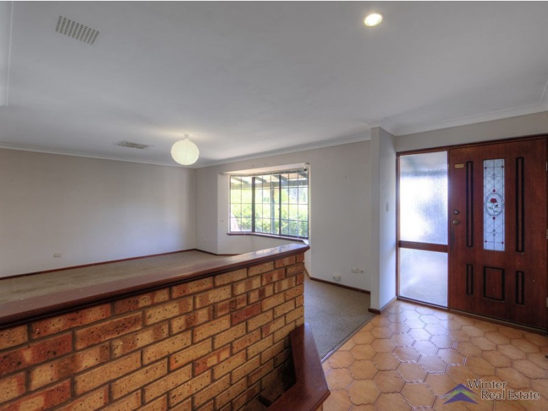 11 Bamlett Street, Mount Nasura WA 6112