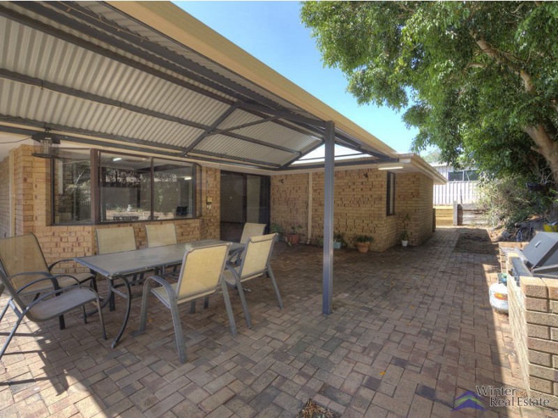 11 Bamlett Street, Mount Nasura WA 6112