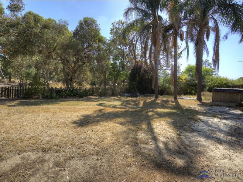 11 Bamlett Street, Mount Nasura WA 6112