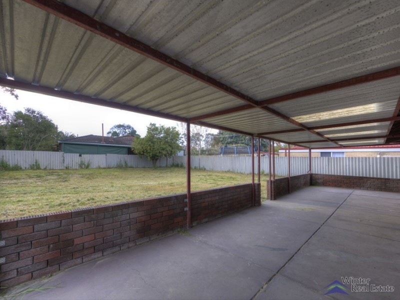 6 Redross Court, Armadale WA 6112