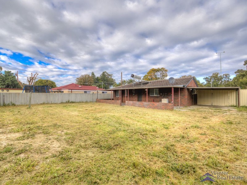 6 Redross Court, Armadale WA 6112