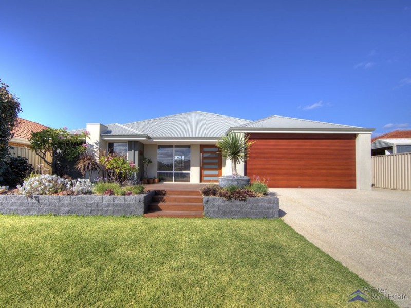 22 Baza Gardens, Maida Vale WA 6057