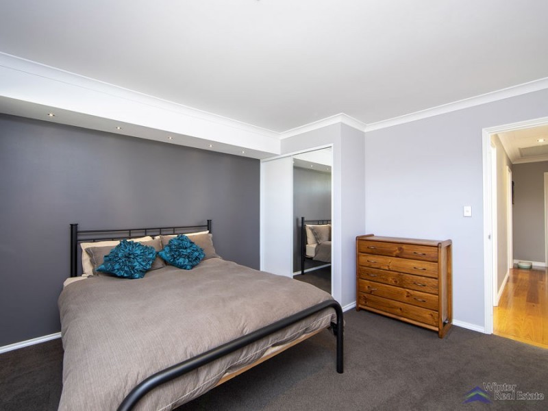 22 Baza Gardens, Maida Vale WA 6057