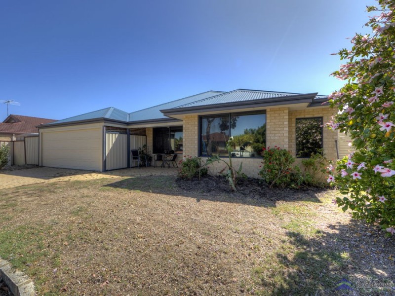 7 Agate Way, Maida Vale WA 6057