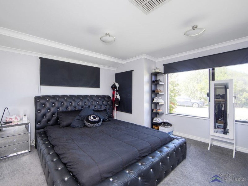 7 Agate Way, Maida Vale WA 6057