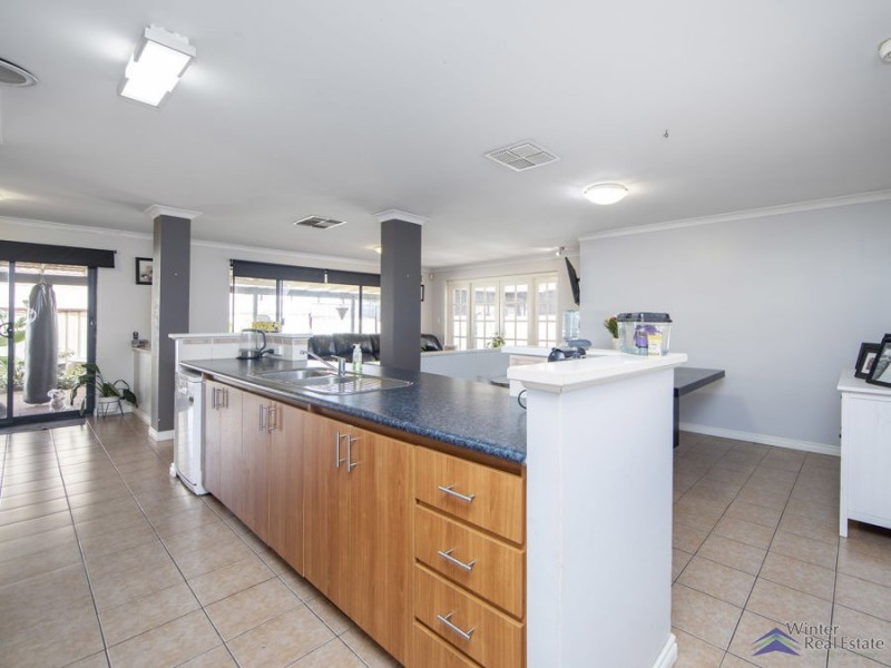 7 Agate Way, Maida Vale WA 6057