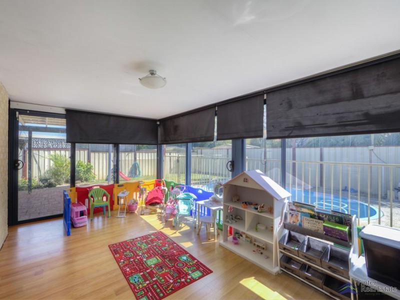 7 Agate Way, Maida Vale WA 6057