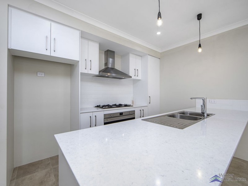 7 Auburn Lane, Forrestfield WA 6058