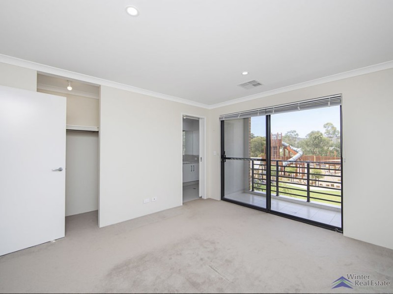 7 Auburn Lane, Forrestfield WA 6058