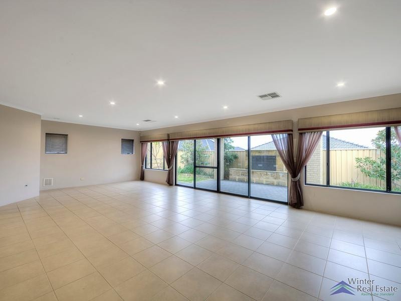 48 Wyatt Road, Hocking WA 6065