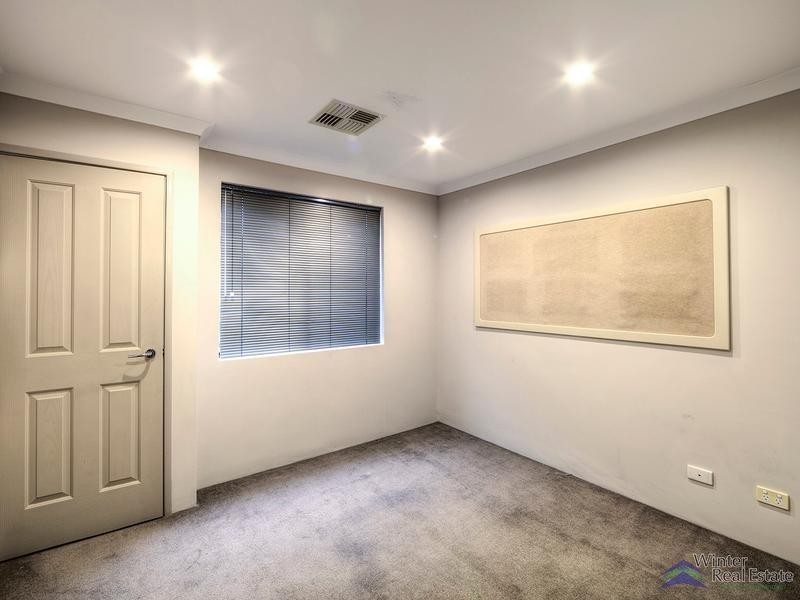 48 Wyatt Road, Hocking WA 6065