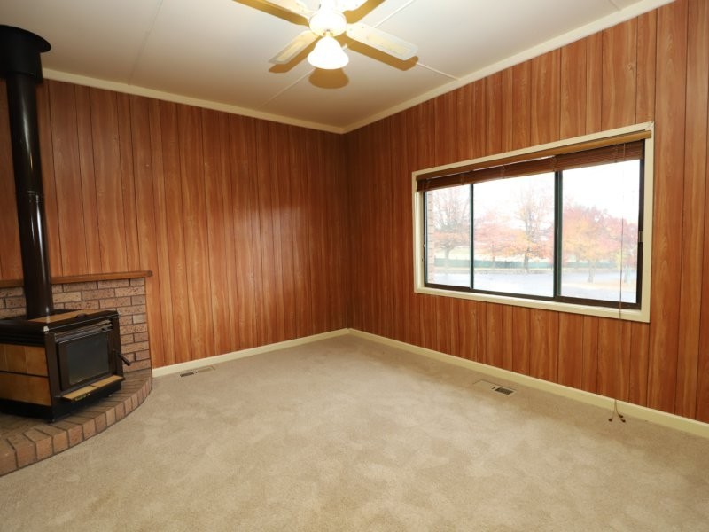 22 Albert Street, Oberon NSW 2787