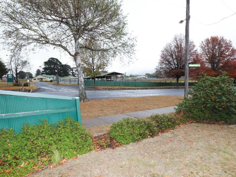 22 Albert Street, Oberon NSW 2787