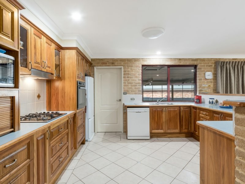 13 Brennan Crescent, Oberon NSW 2787
