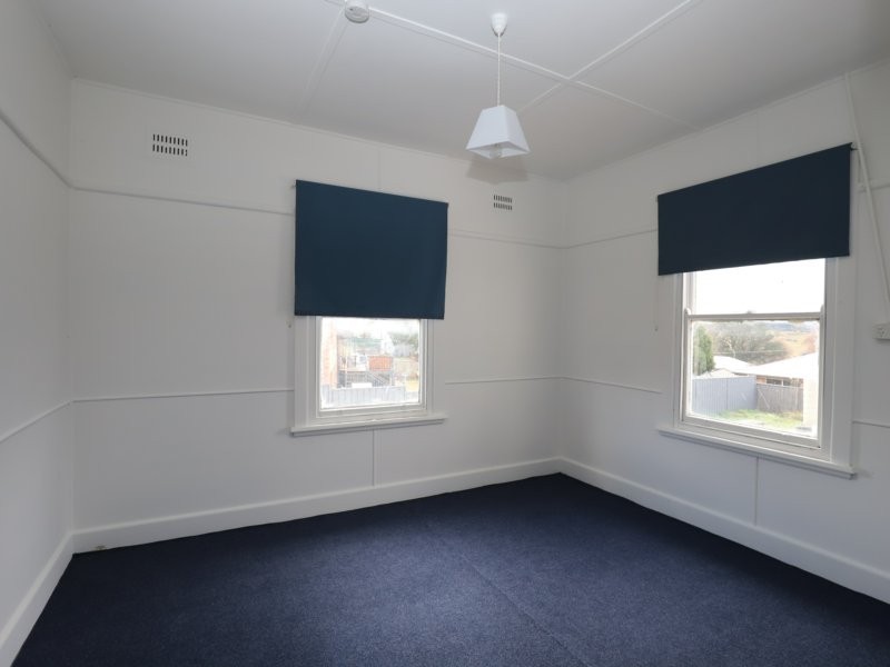 6 Cook Street, Oberon NSW 2787