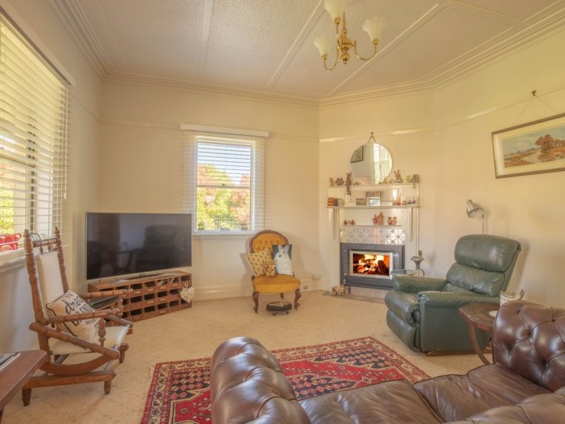 83 Dart Street, Oberon NSW 2787
