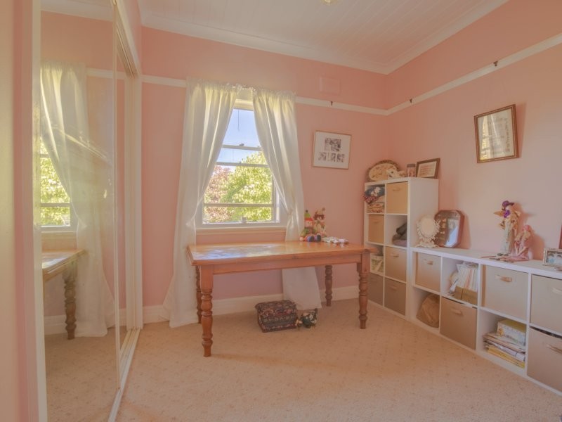 83 Dart Street, Oberon NSW 2787