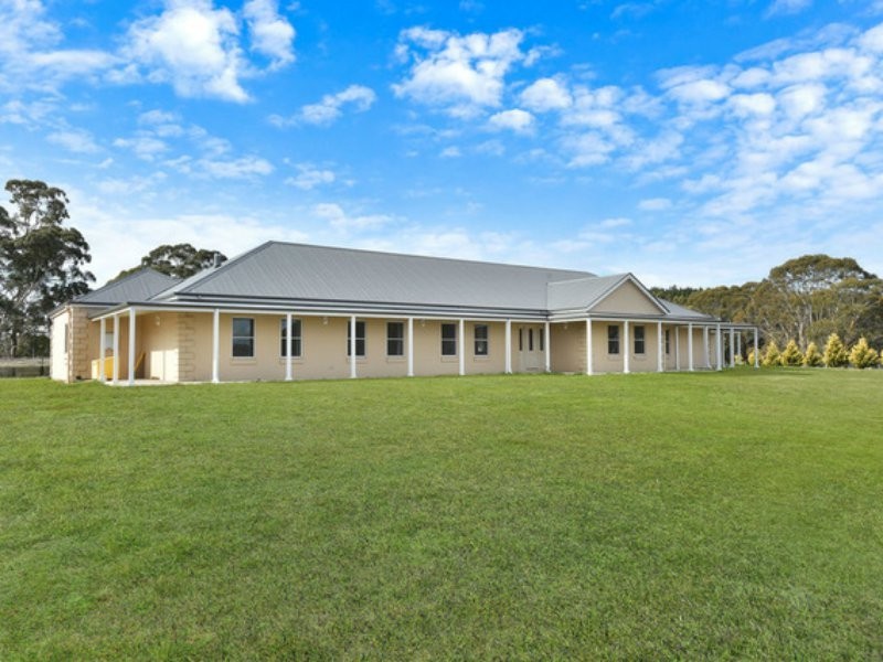 207 Meadows Road, Oberon NSW 2787
