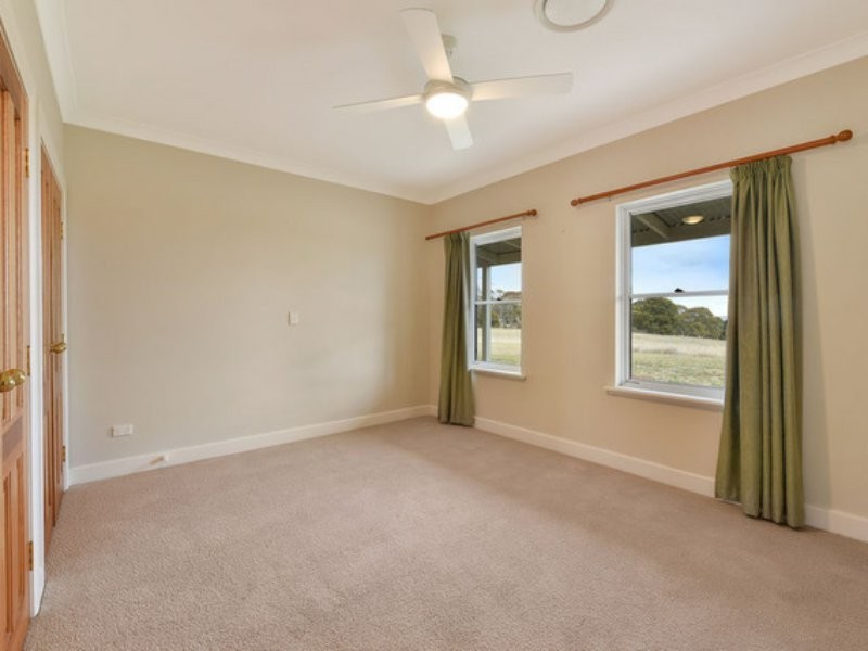 207 Meadows Road, Oberon NSW 2787