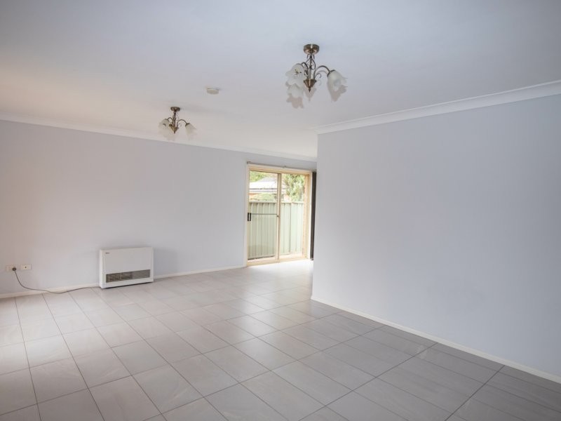 2A Carrington Avenue, Oberon NSW 2787