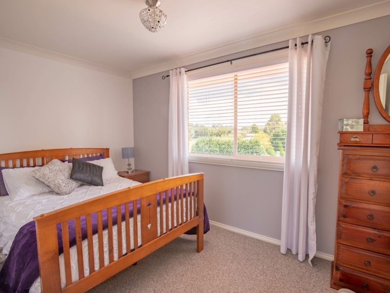 33 Dudley Street, Oberon NSW 2787