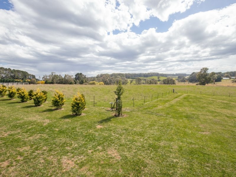 80 Currys Road, Oberon NSW 2787