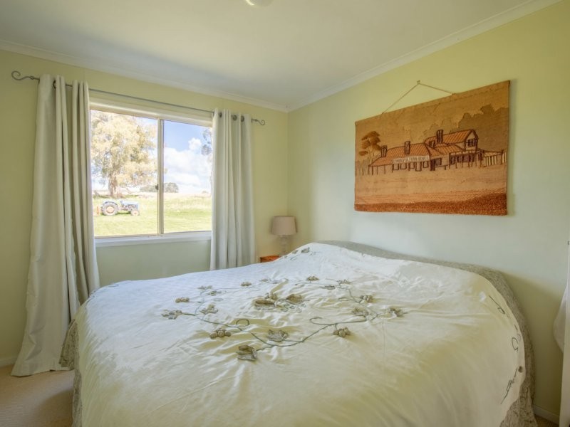 80 Currys Road, Oberon NSW 2787