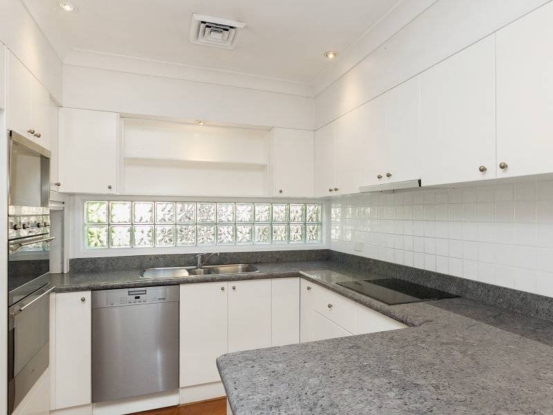 18 Castle Cove Road, Castle Cove NSW 2069