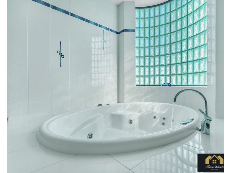 7 Grevillia Parade, Minnie Water NSW 2462