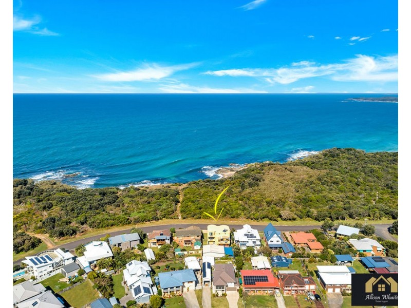 7 Grevillia Parade, Minnie Water NSW 2462