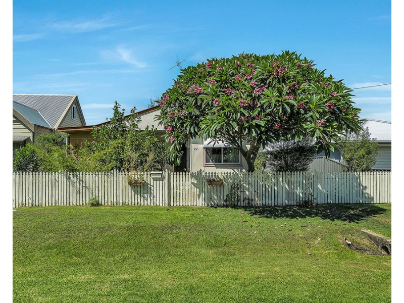 225 Bacon Street, Grafton NSW 2460