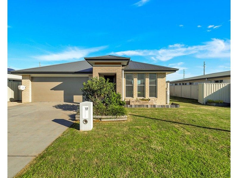 17 Flame Street, Grafton NSW 2460