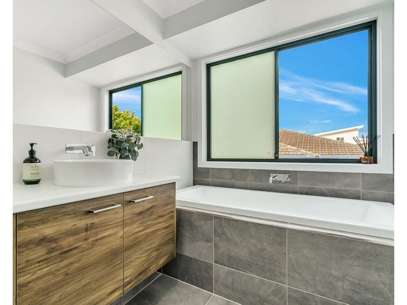 37 Rutland Street, Bonville NSW 2441