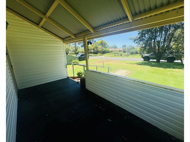 8 Couttaroo Place, Coutts Crossing NSW 2460