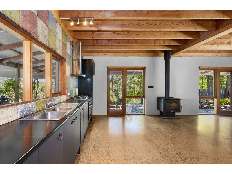 56 Stony Creek Road, North Warrandyte VIC 3113