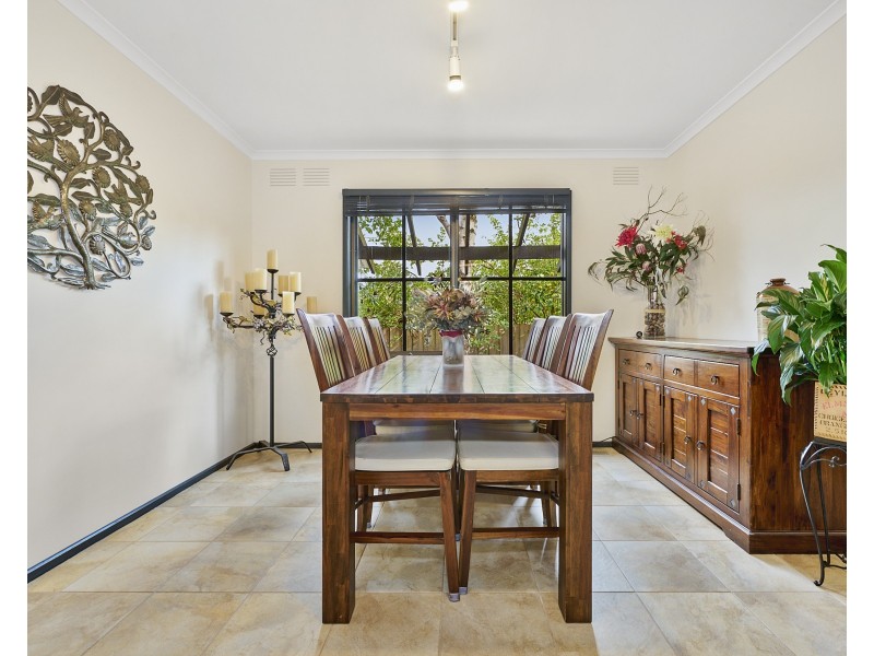 4 Radiata Close, Ringwood North VIC 3134