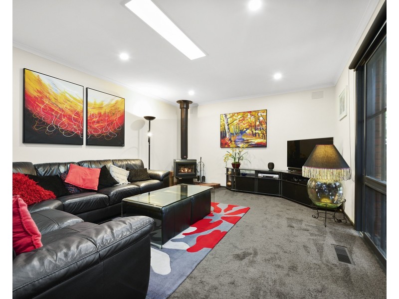 4 Radiata Close, Ringwood North VIC 3134