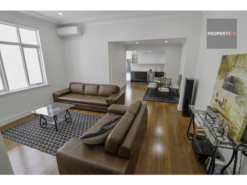 8 Philip St, Bondi NSW 2026