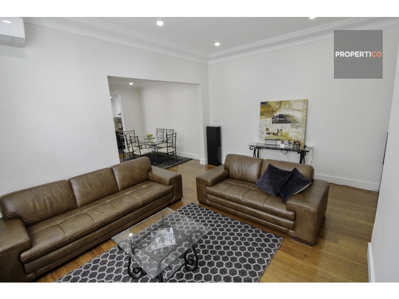 8 Philip St, Bondi NSW 2026